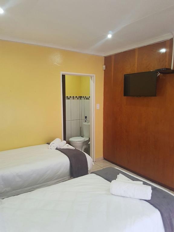 Unirift Bloemfontein Exterior foto